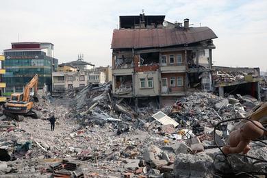 土耳其卡赫拉曼马拉什：地震之后