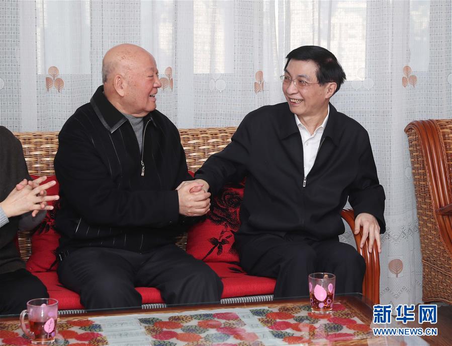 （时政）（1）王沪宁看望文化界知名人士和科技专家