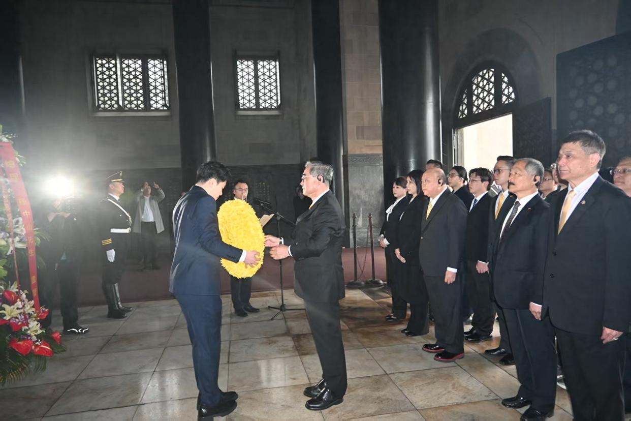 孫中山先生逝世100週年，新黨率團赴南京中山陵致祭