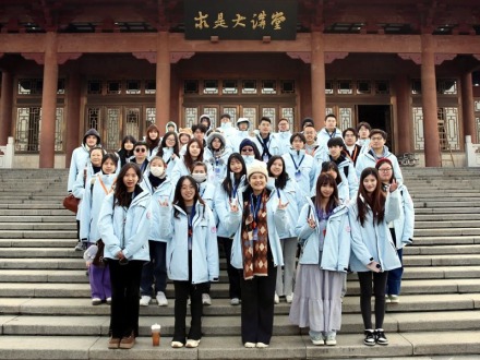 任民進黨當局如何揮舞大棒，也壓制不住兩岸同胞走近走親的願望