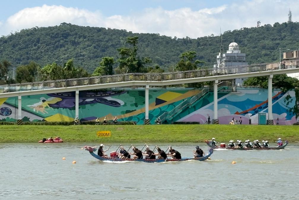 龍舟競渡 “粽”情端午——台灣各地共慶傳統佳節 龍舟競渡 “粽”情端午——台灣各地共慶傳統佳節