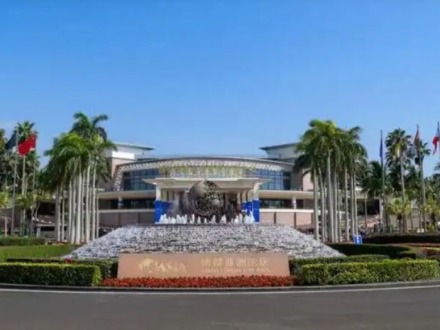 “在海南這片充滿開放氣息的熱土上，我看到更多發展新機遇”