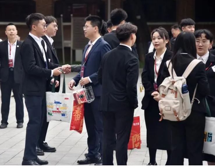深化兩岸交流合作是大勢所趨