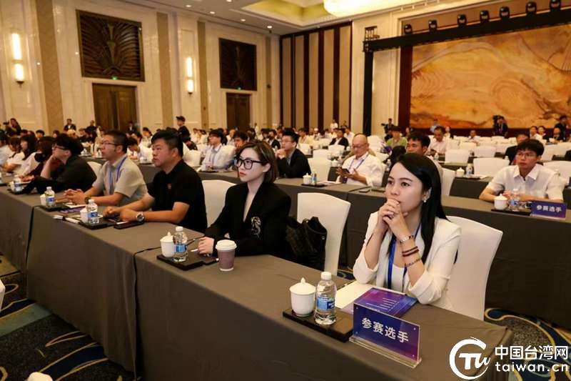 匯聚青春力量 同心共創未來——2025海峽兩岸青年創新創業大賽在江蘇常州開幕