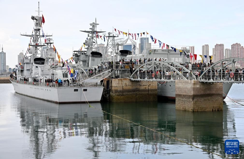 海軍節帶熱“海博遊”