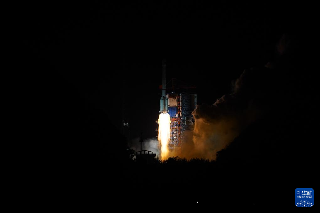 中國成功發射通信技術試驗衛星十七號 中國成功發射通信技術試驗衛星十七號