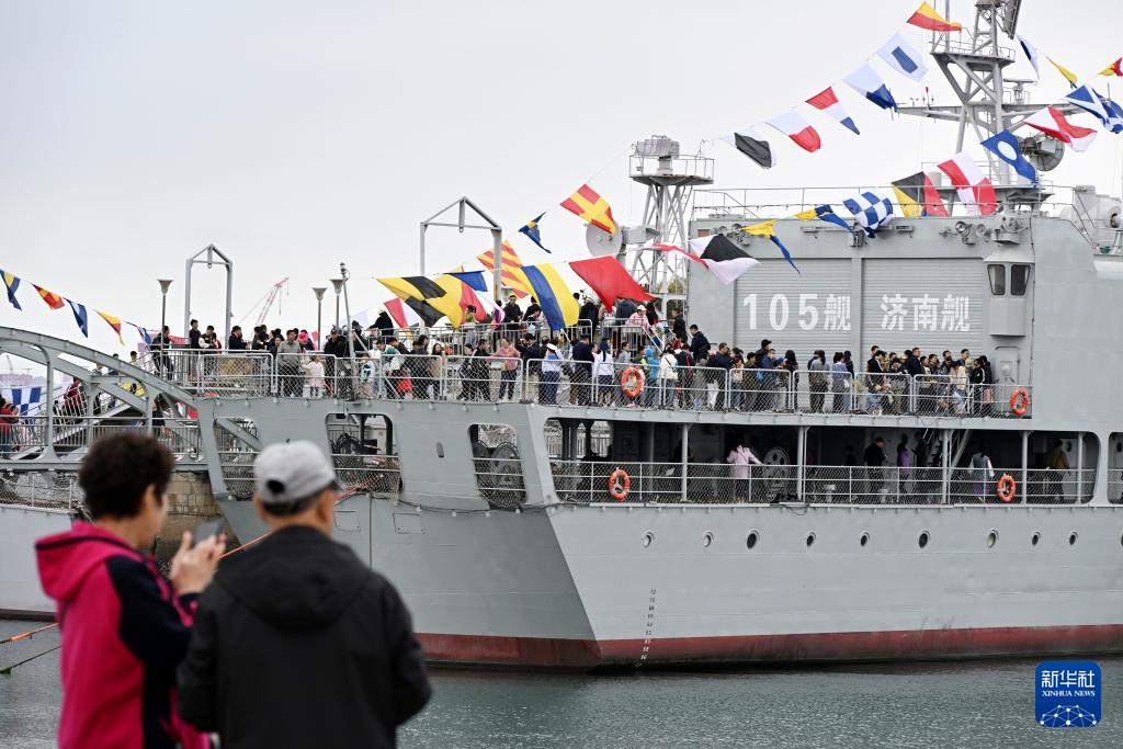 海軍節帶熱“海博遊”
