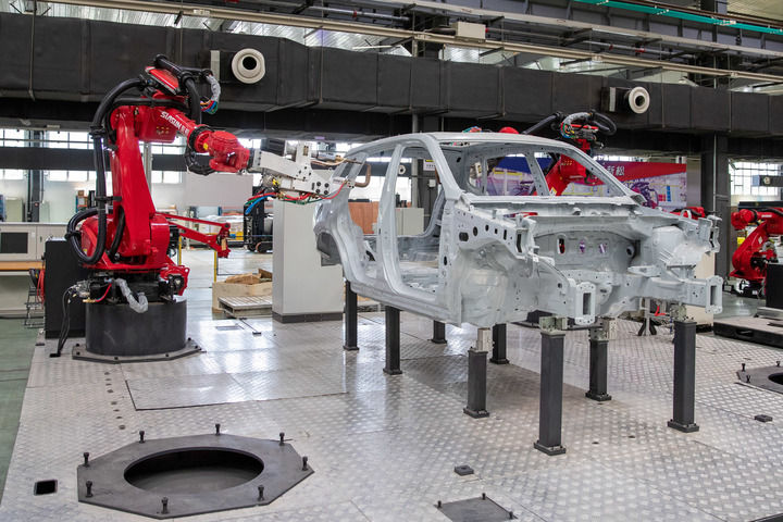 人形機器人加速進化 人形機器人加速進化