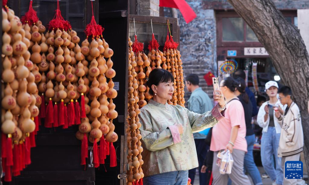 假期文旅熱