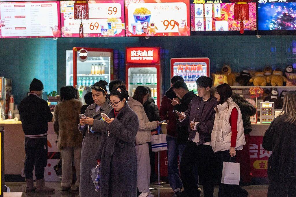 春節檔精彩收官！2026年中國電影票房領跑全球電影市場
