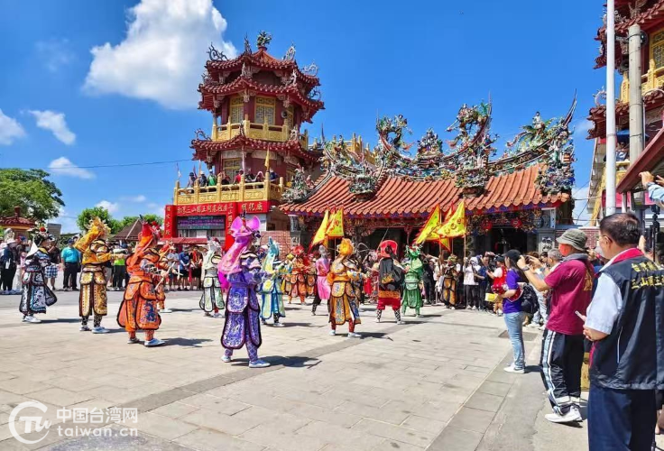 汕頭市英歌隊首次赴臺演出圓滿成功載譽歸來 汕頭市英歌隊首次赴臺演出圓滿成功載譽歸來