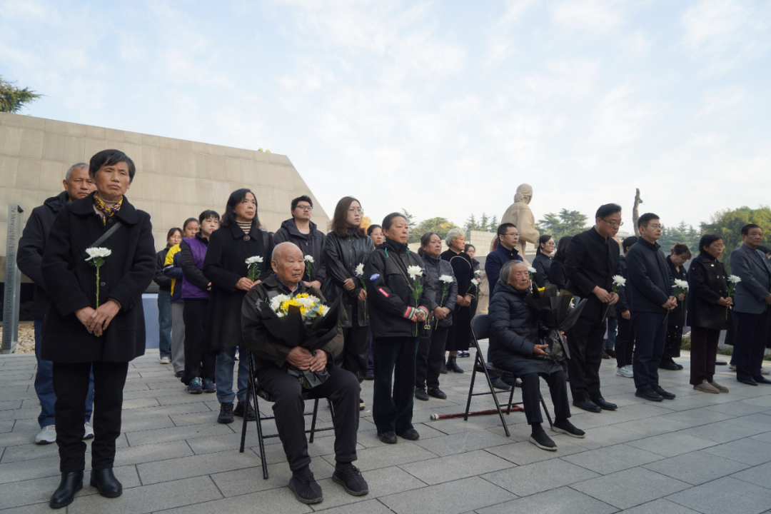 歷史這面鏡子，需要反復擦拭