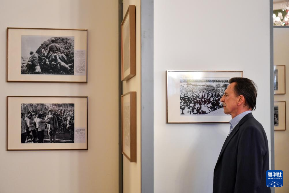 紀念中國人民抗日戰爭暨世界反法西斯戰爭勝利80週年圖片展在莫斯科舉行