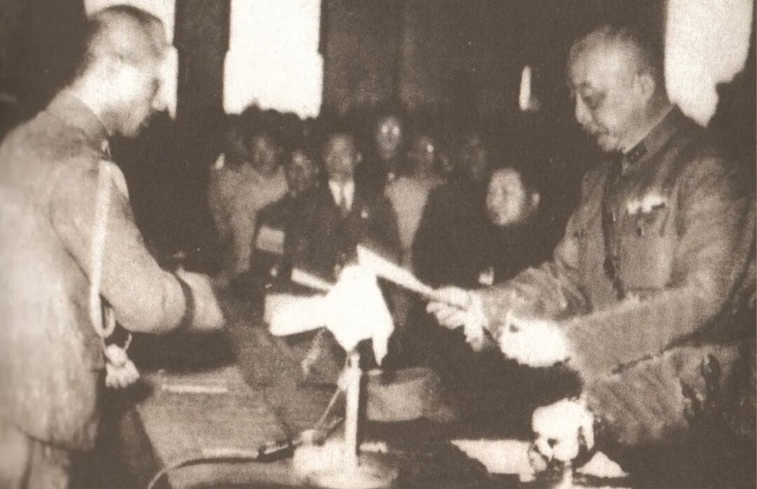 把握歷史大勢 共創美好未來（觀滄海）