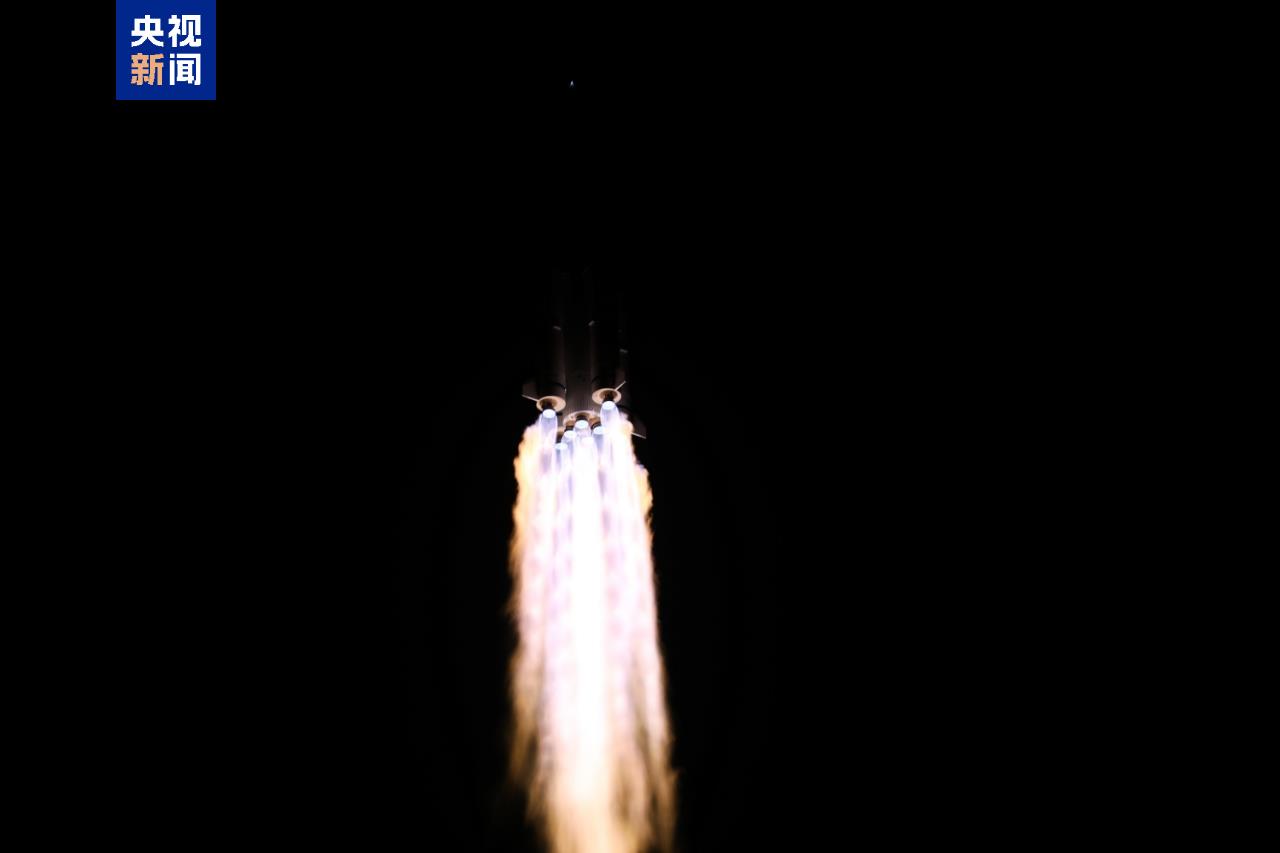 中國成功發射天鏈二號05星 中國成功發射天鏈二號05星