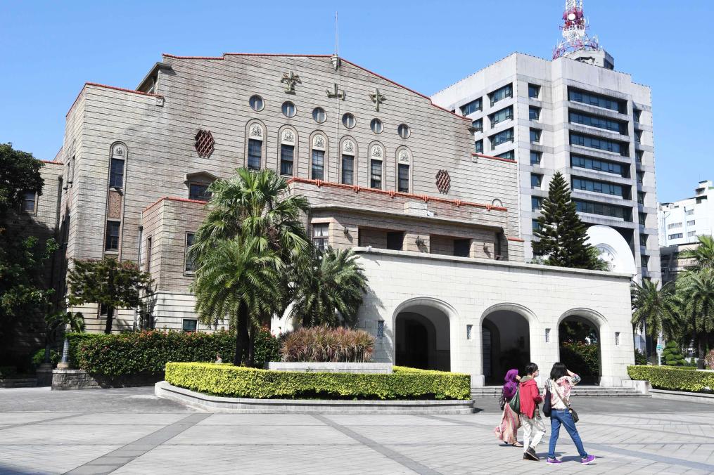 “不能忘，常思量”——歌聲中的台灣光複印記