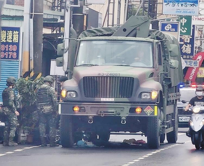 臺軍吹噓的“漢光演習”，成了民進黨自導自演的又一齣害臺毀臺鬧劇