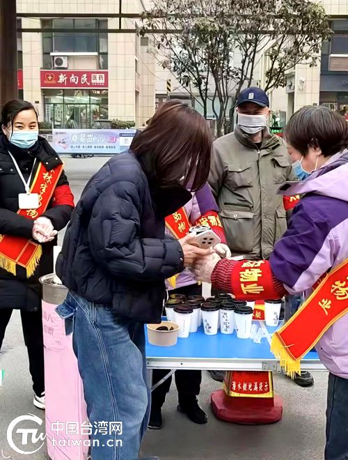 濃濃臘八粥 暖暖鄰裡情 濃濃臘八粥 暖暖鄰裡情