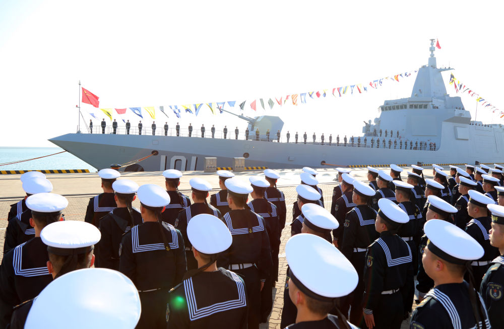 向著全面建成世界一流海軍闊步前行——寫在人民海軍成立75週年之際