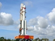 天舟十號船箭組合體轉運至發射區 將於近日擇機發射