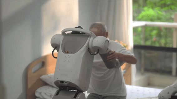 當養老機器人來敲門