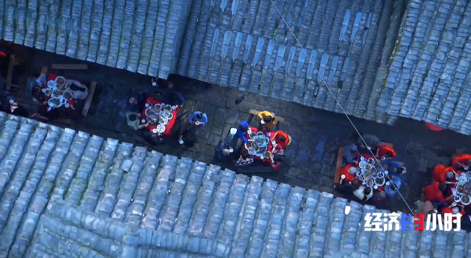 民俗盛宴引流、傳統美味出圈，非遺年貨撬動“年味經濟”