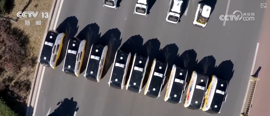 從“車看燈”到“燈看車” “軟環境+硬政策”支撐自動駕駛“加速跑”