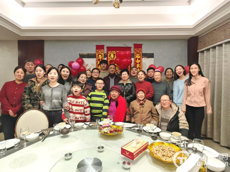 跨越海峽的團圓 八旬母親的特別壽宴