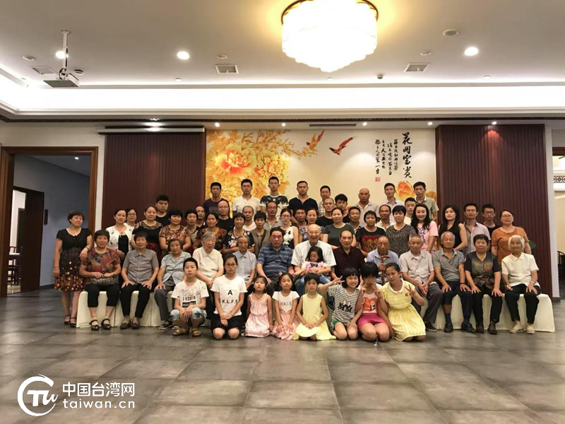 一條漫漫“回家路”，他們走了40年