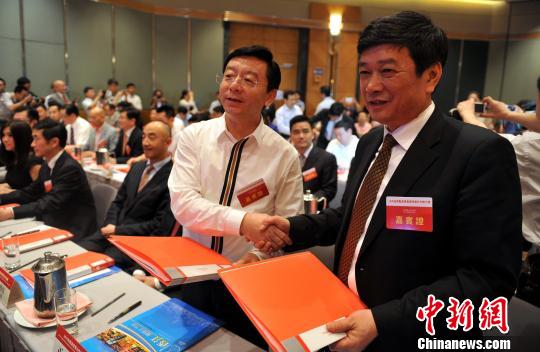 江西省長率團赴港招商 推介4張“産業名片” 江西省長率團赴港招商 推介4張“産業名片”