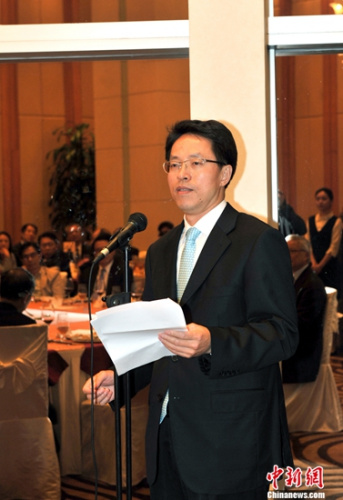 香港中聯辦主任張曉明與立法會建制派議員茶敘