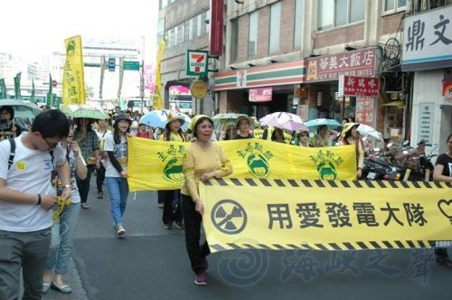 “惠臺”改“對臺”，會有人陪臺當局玩文字遊戲嗎？