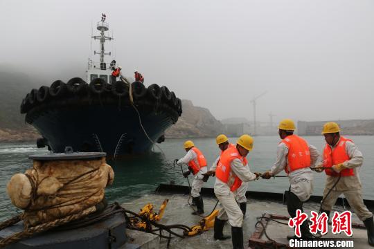 港珠澳大橋沉管隧道距全線貫通僅剩12米