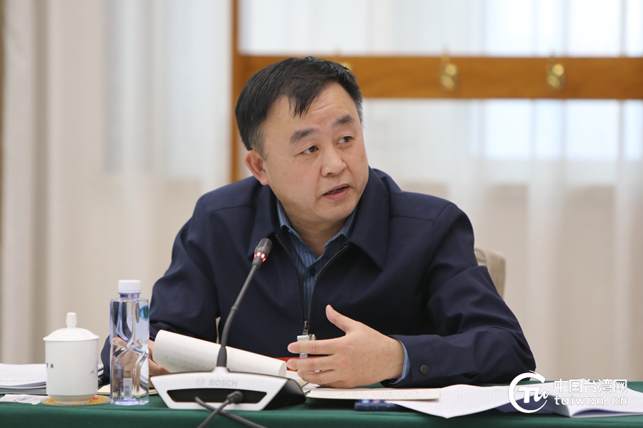 期盼兩岸全面恢復交流，兩岸同胞同心共創復興偉業——台灣省全國人大代表熱議政府工作報告