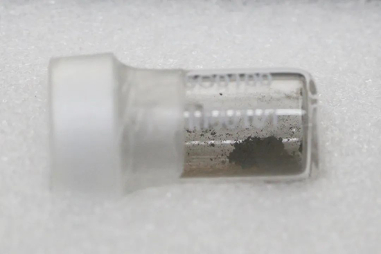 月球嫦娥石發現記