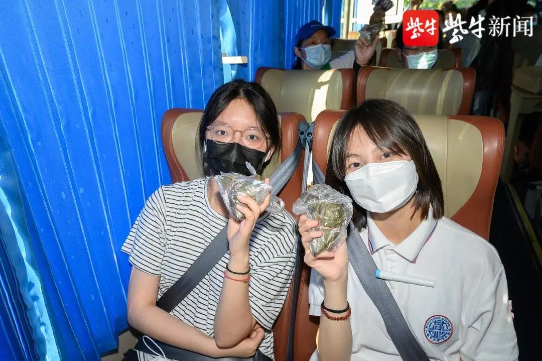 蘇粵閩三地聯動護航！133名在蘇台灣學子“千里趕考”順利回蘇