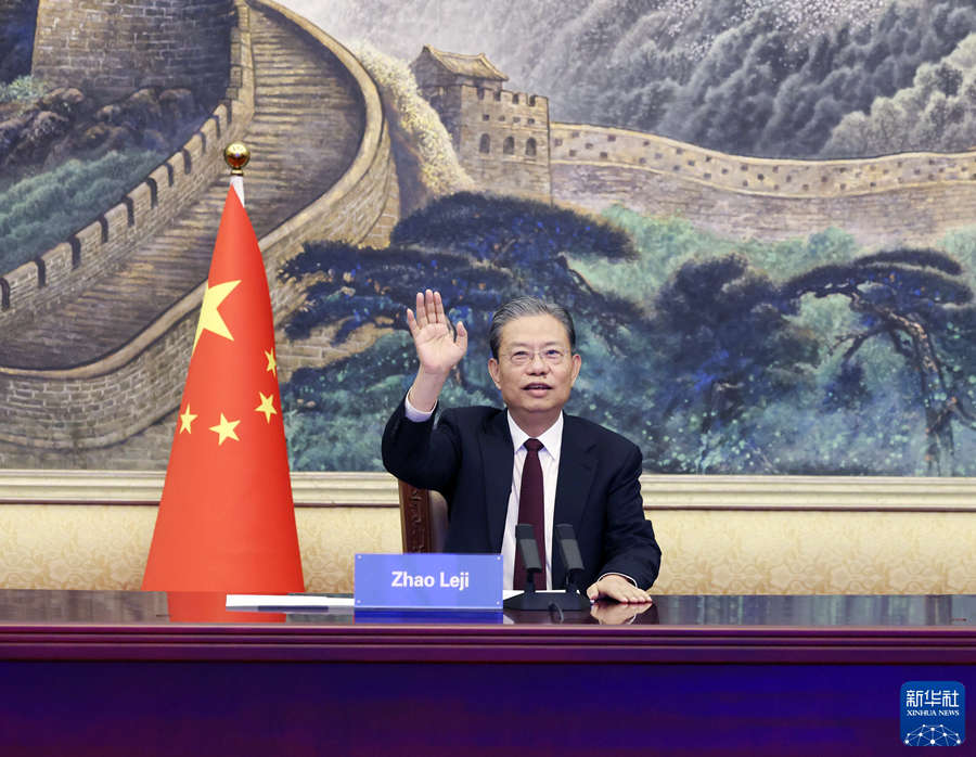 趙樂際同越南國會主席王庭惠舉行會談