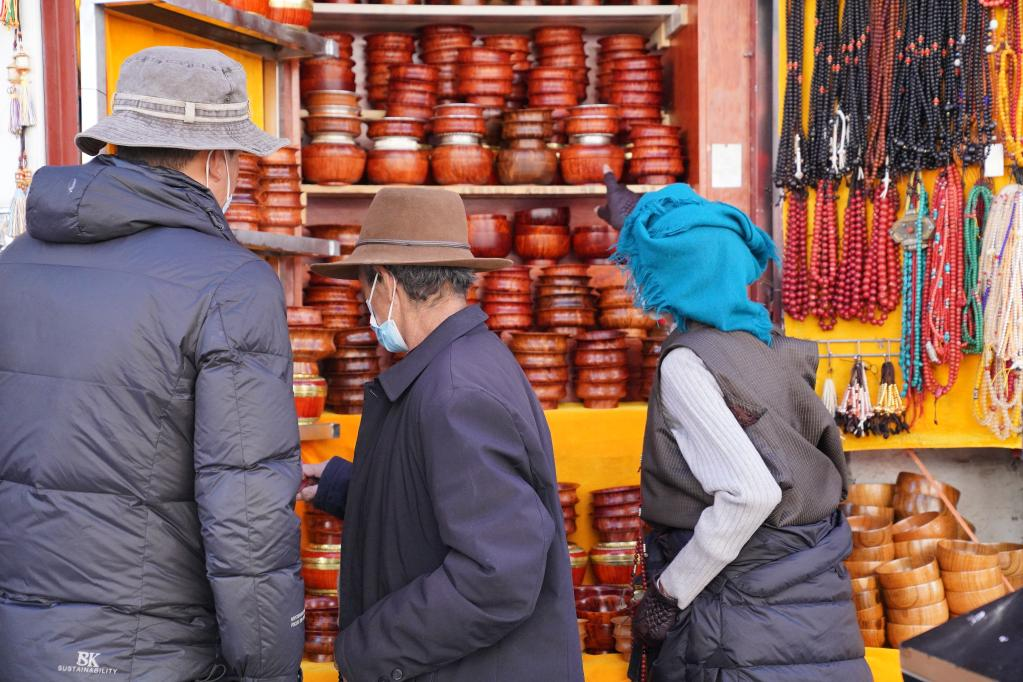 拉薩年貨市場供銷兩旺