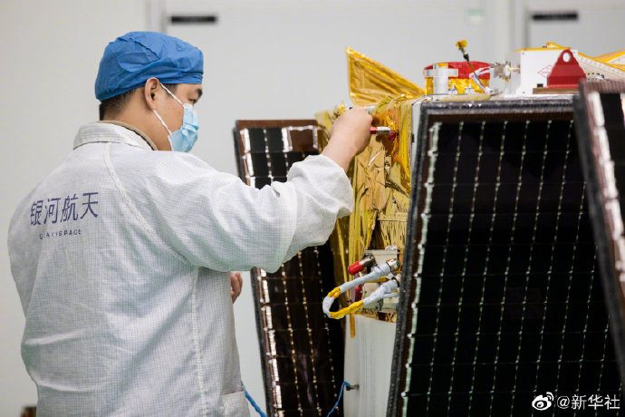 中國首次實現低軌寬頻衛星批産