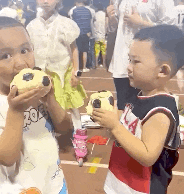 這氛圍，可太帶勁了！