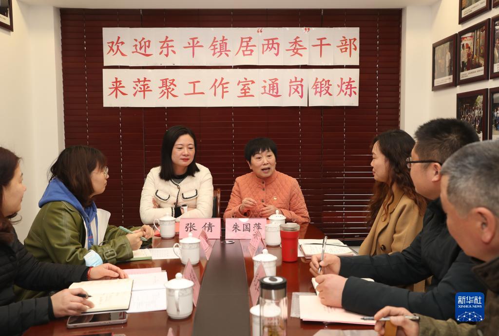 十年兩會·溫暖記憶｜“民主的故事，每天都在發生”