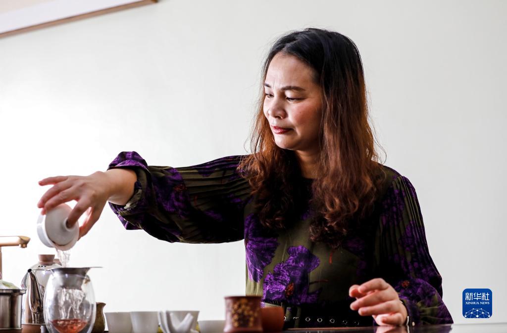 中國茶飄香非洲——茶香裏的“一帶一路”故事