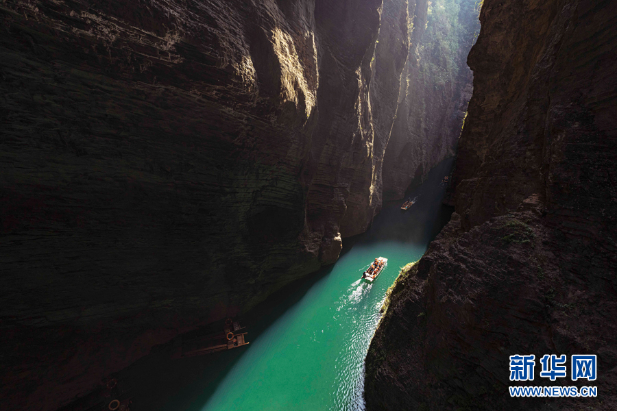 新春旅遊熱 屏山峽谷美景醉遊人 新春旅遊熱 屏山峽谷美景醉遊人