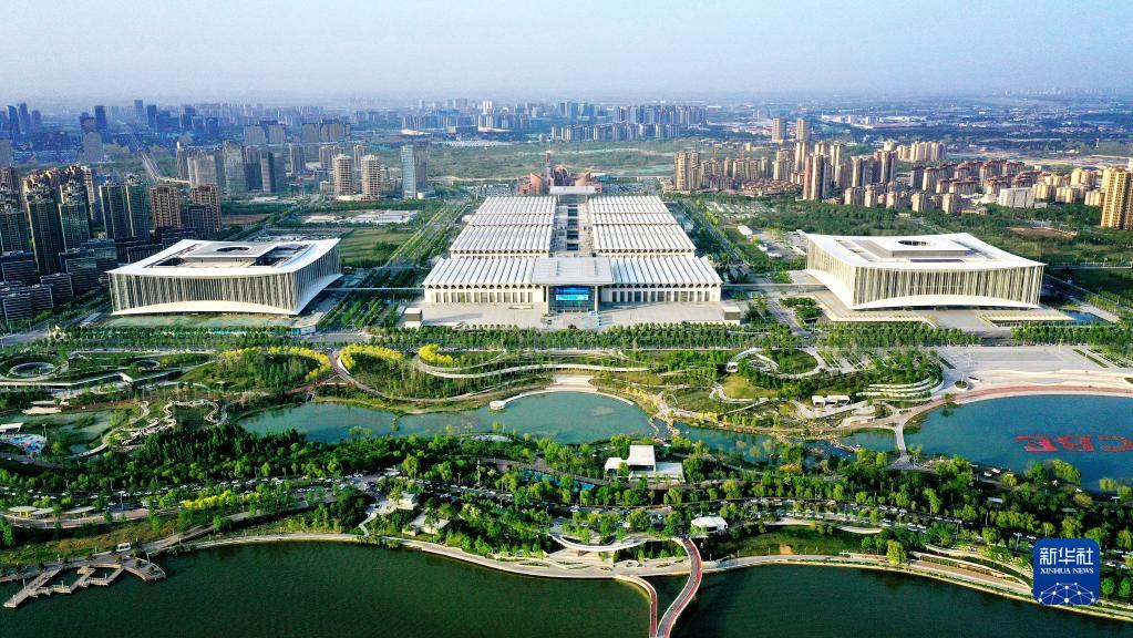 “飛閱”西安瞰古今