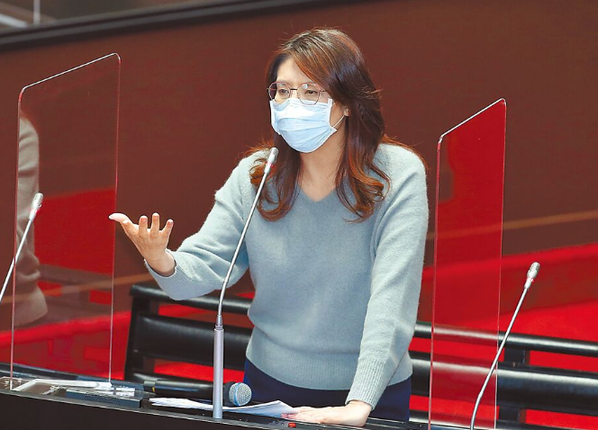 換對象就換態度？民進黨黑箱操作“臺美貿易倡議”惹眾怒