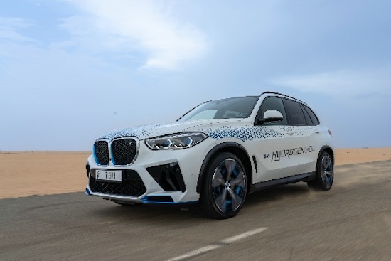 BMW iX5氫燃料電池車試點車隊在國內首次開放試駕_fororder_image003