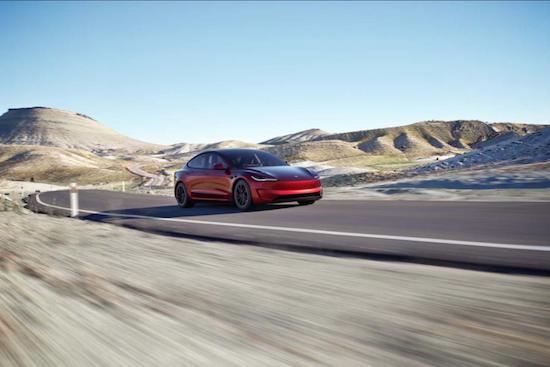 Model 3高性能版33.59萬元開啟預售 特斯拉全係高性能版車型已就位_fororder_image004