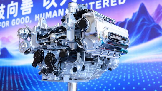 2025長城汽車智慧工廠半程馬拉松 産品矩陣彰顯科技實力_fororder_【新聞稿】陪媽媽跑+向愛出發++2025長城汽車智慧工廠半程馬拉松燃情開跑（配圖版）1275