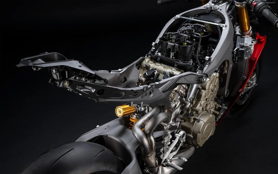 【資訊+移動端資訊】杜卡迪全新Panigale V4正式上市 重新定義高性能騎行時代_fororder_【2】杜卡迪全新Panigale V4正式上市 重新定義高性能騎行時代842