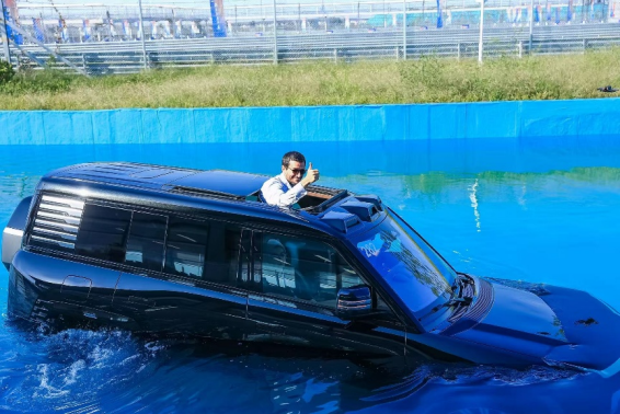 阿根廷外交官德羅・巴西利科：比亞迪汽車讓每個人都能體會到速度、舒適和豪華_fororder_圖片4